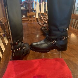Valentino Garavani Rockstud Trim Zipper Boots